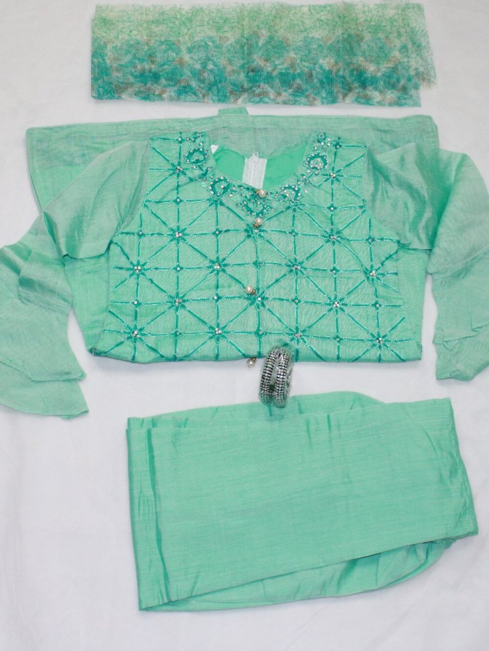 a mint green 3-piece kids' Pakistani/Indian Shalwar Kameez set